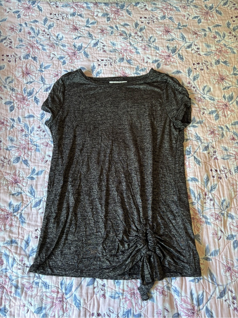 White House Black Market Charcoal Short Sleeve Tie-Hem Tee